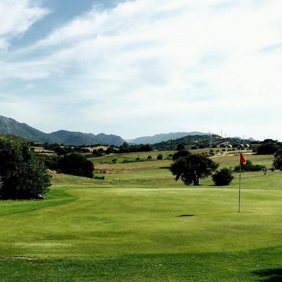 Sacuba Resort & Botanic Golf Club Olbia Ngoại thất bức ảnh